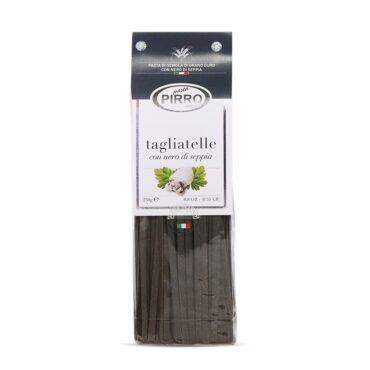 italiaanse pasta - tagliatelle con nero di seppia - inktvisinkt - pasta pirro - calabrie